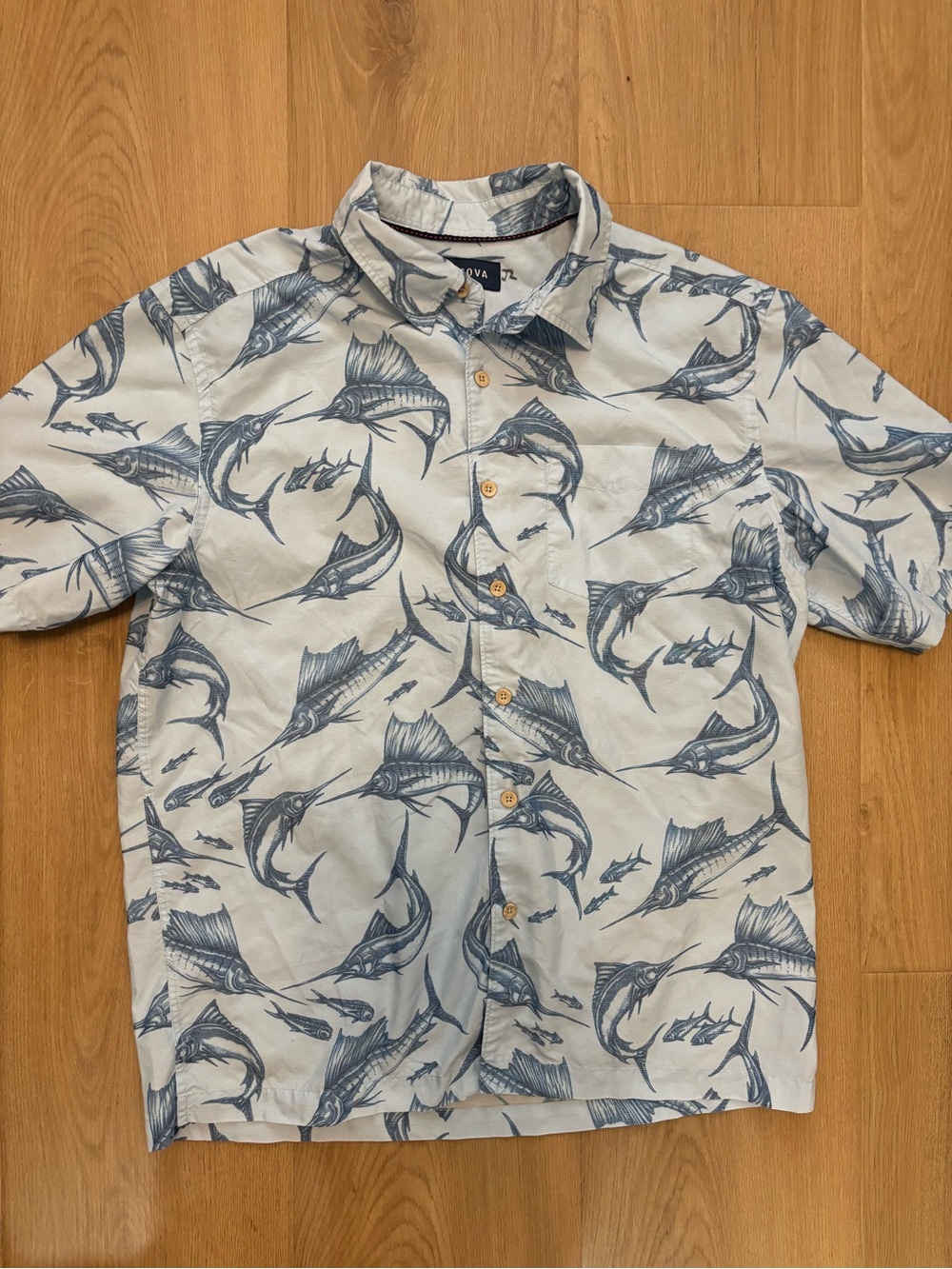 COVA Camp Shirt Mens medium  blue Fish Graphic Island Hawaiian